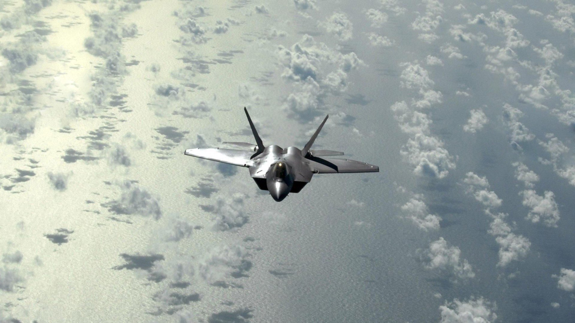 【高科技助攻】追踪球速和轨迹的现代手段为裁判加码，追踪裁判制裁方法原则